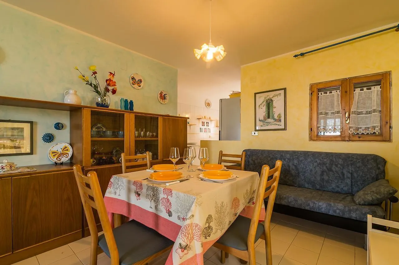 Affittasardegna-Casa Lentischio Apartment Stintino